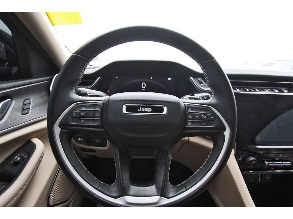 Used 2021 Jeep Grand Cherokee L Limited image 9