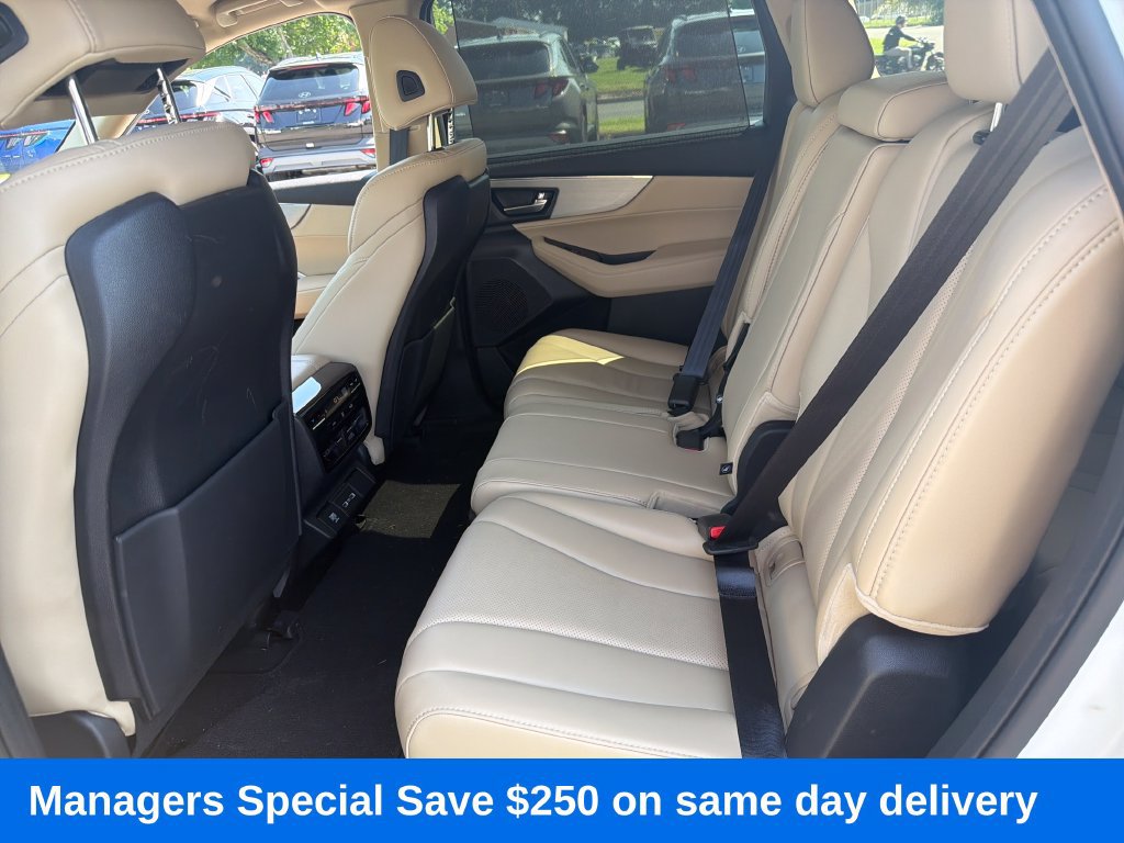 Used 2022 Acura MDX w/ Technology Package AWD/4WD image 24