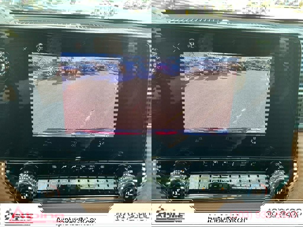 Used 2023 GMC Canyon AT4 image 16