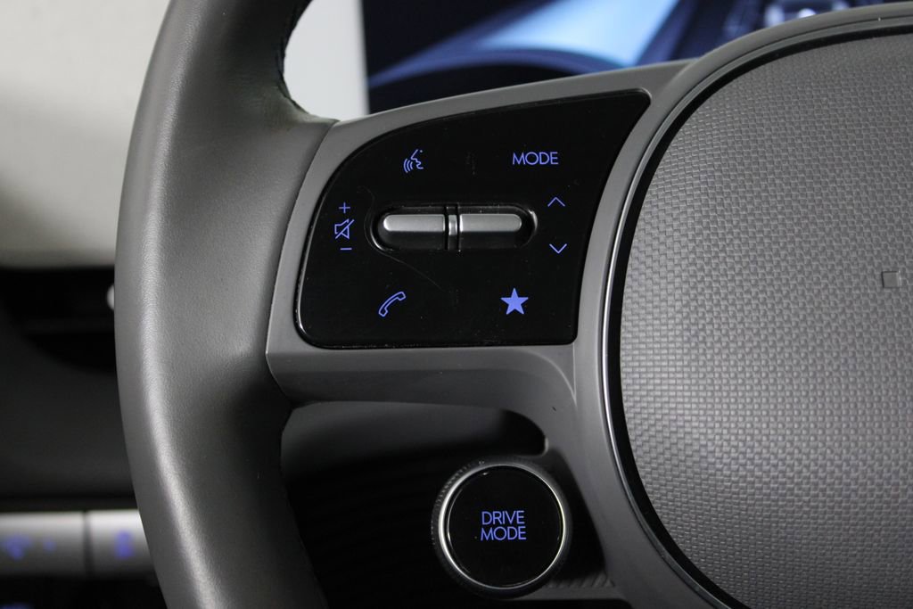 Certified 2022 Hyundai Ioniq 5 Limited w/ Cargo Package image 26