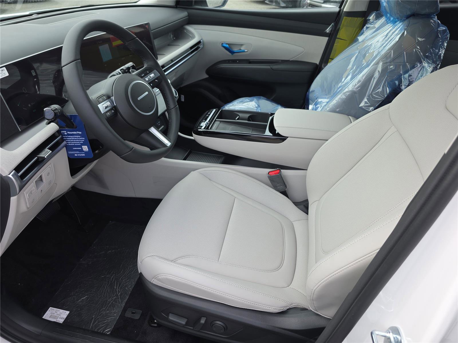 New 2026 Hyundai Tucson SEL image 3