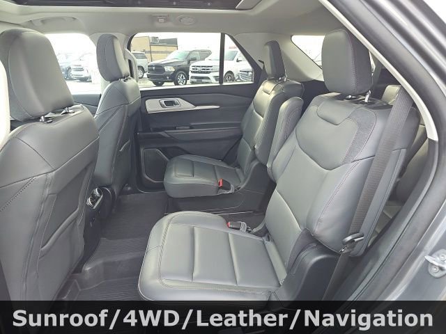 Used 2025 Ford Explorer Active w/ Active Comfort Package image 23