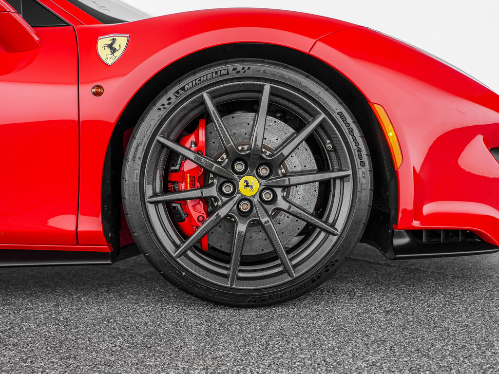 Used 2019 Ferrari 488 Pista Coupe RWD image 38