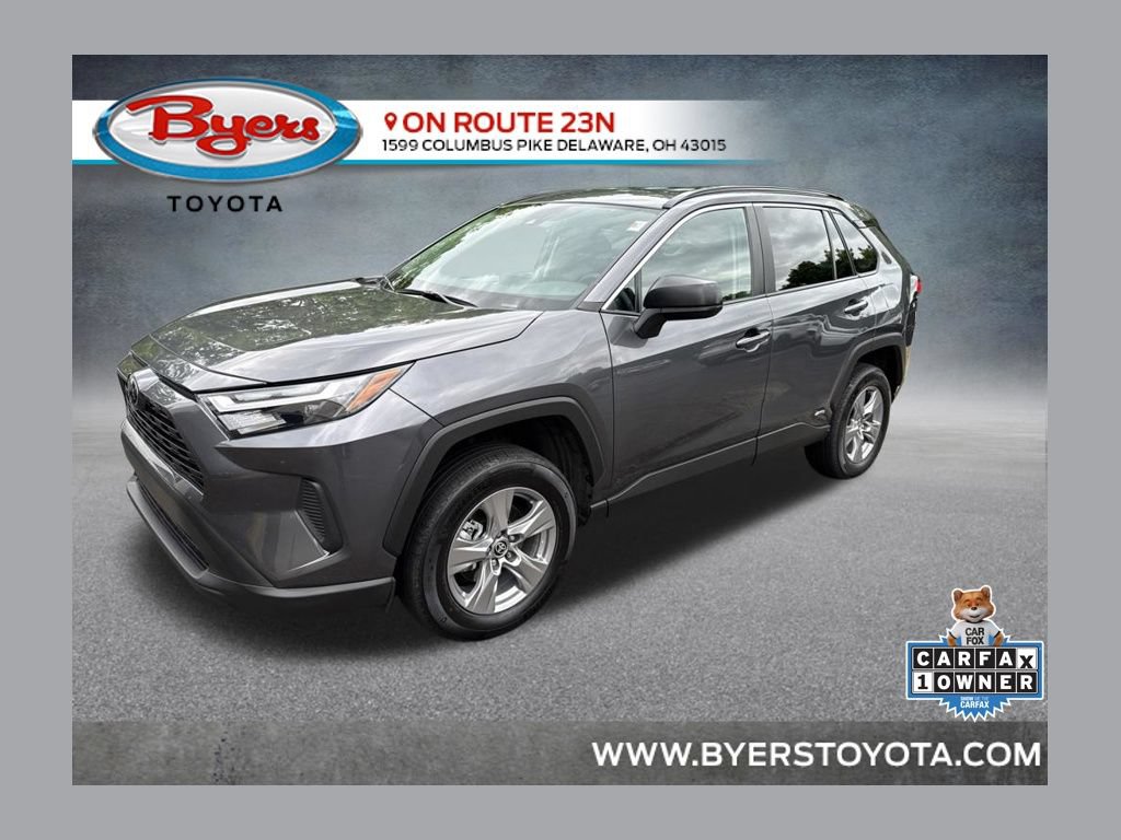 Used 2025 Toyota RAV4 LE AWD/4WD image 1