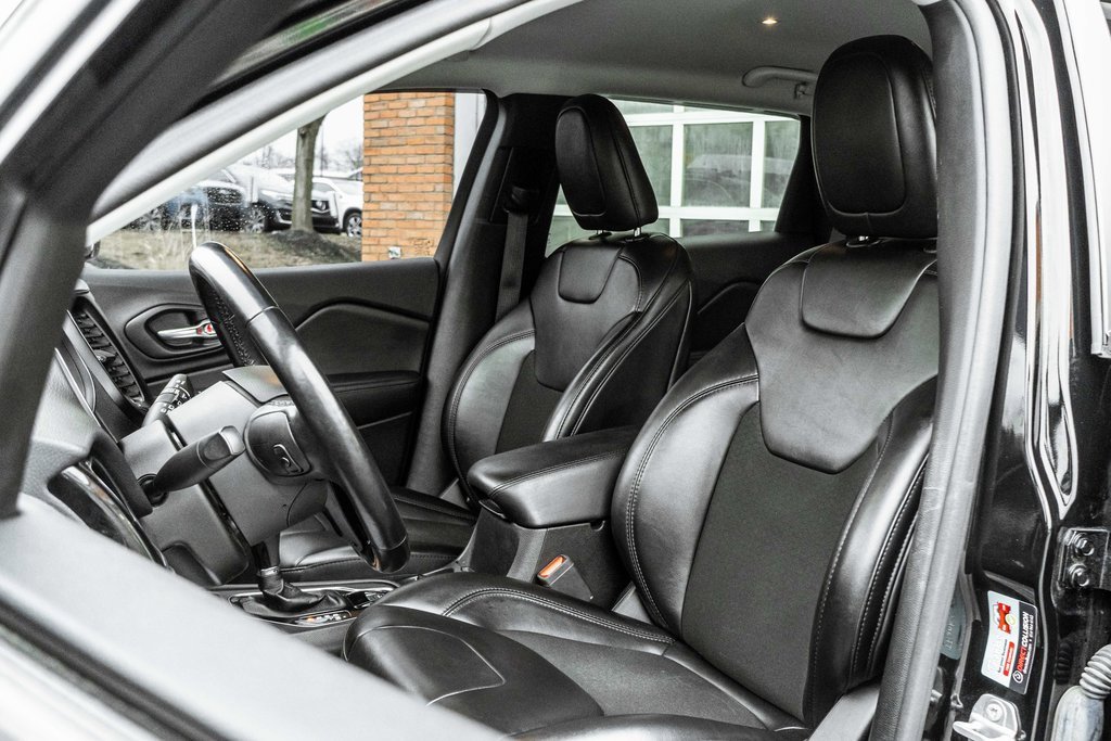 Used 2021 Jeep Cherokee Latitude Plus image 6