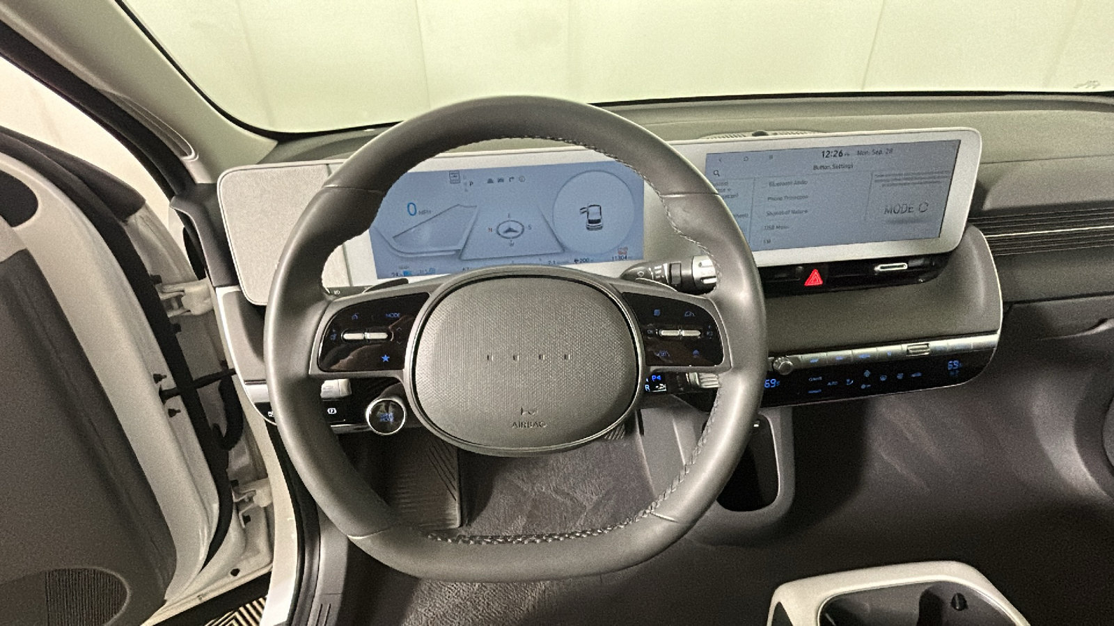 Used 2024 Hyundai Ioniq 5 SEL AWD/4WD image 18