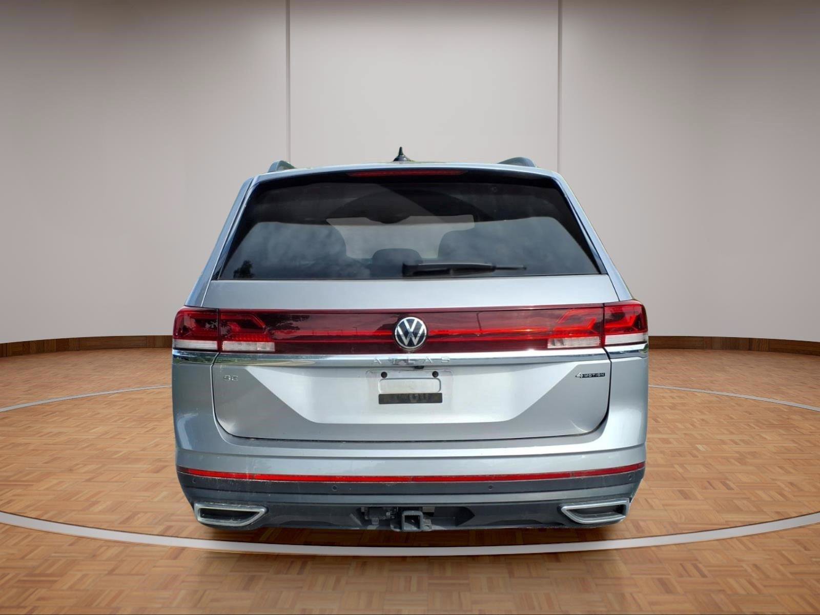 Used 2024 Volkswagen Atlas SE AWD/4WD image 6