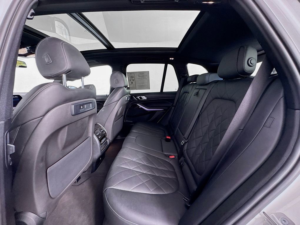Used 2023 BMW X5 xDrive45e image 22