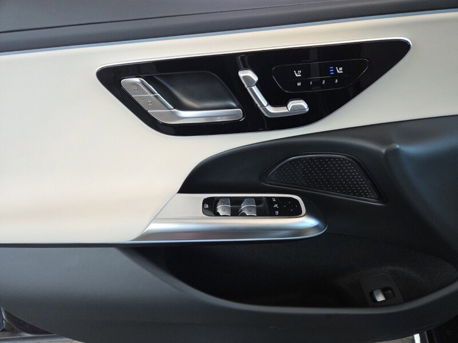 New 2026 Mercedes-Benz E 350 Sedan image 21