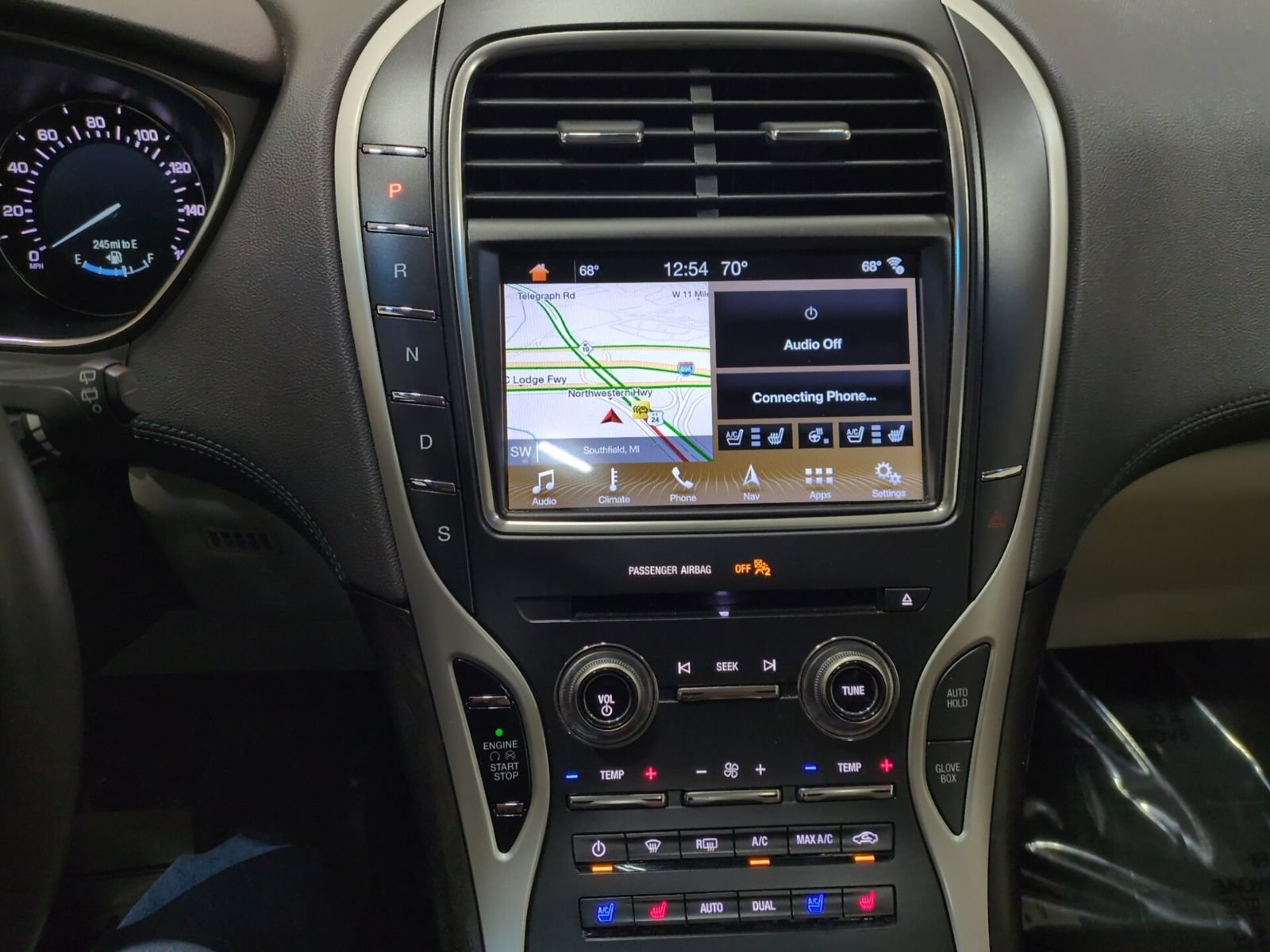Used 2018 Lincoln MKX Reserve w/ Lincoln MKX Climate Package AWD/4WD image 22