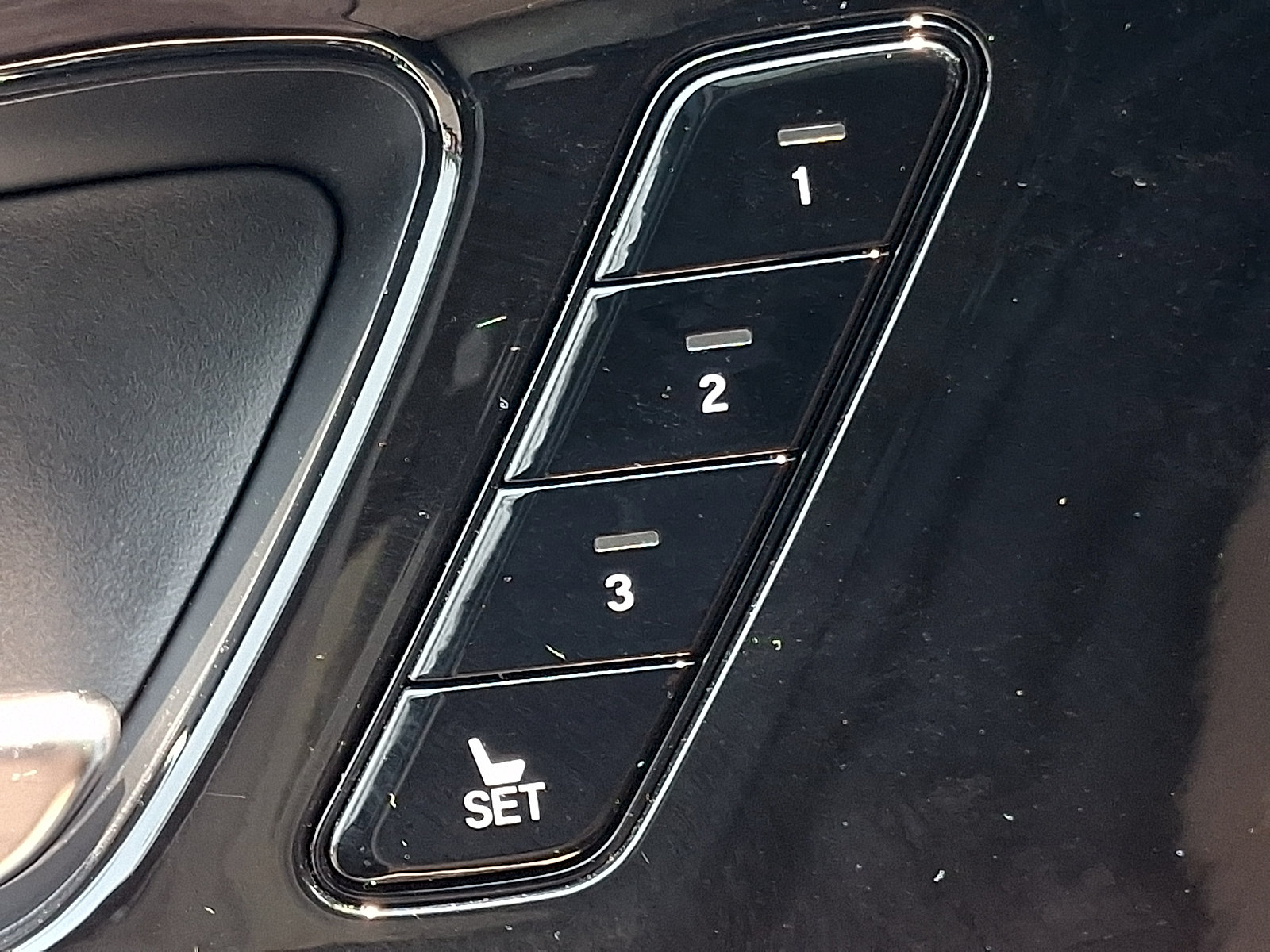 Certified 2023 Acura MDX w/ Advance Package AWD/4WD image 23