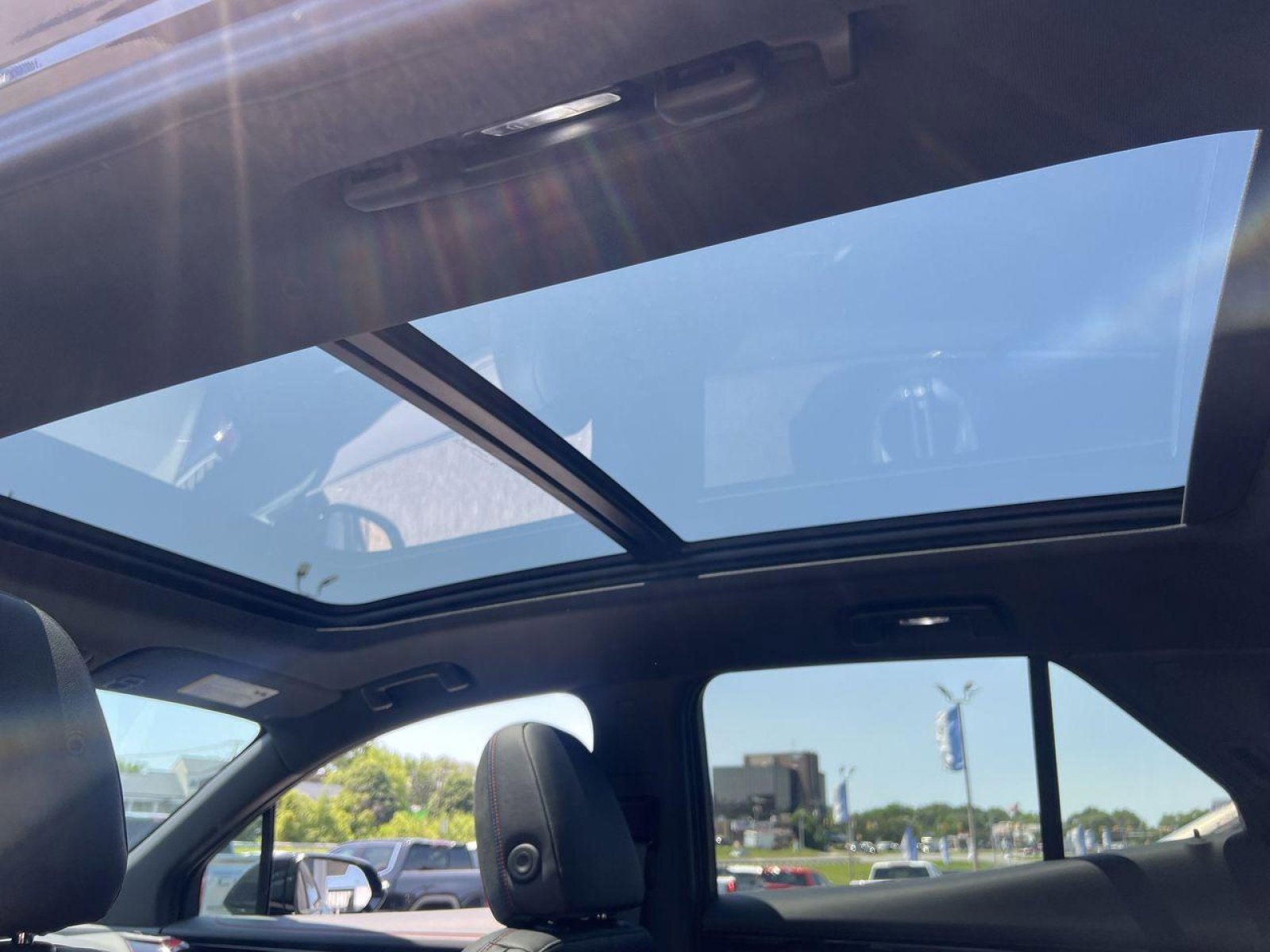 New 2025 Chevrolet Blazer EV RS image 19