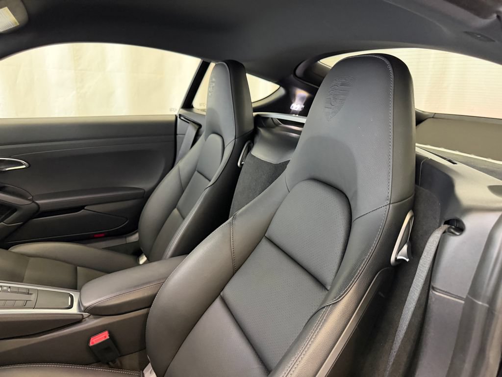 Certified 2019 Porsche 718 Cayman S RWD image 23