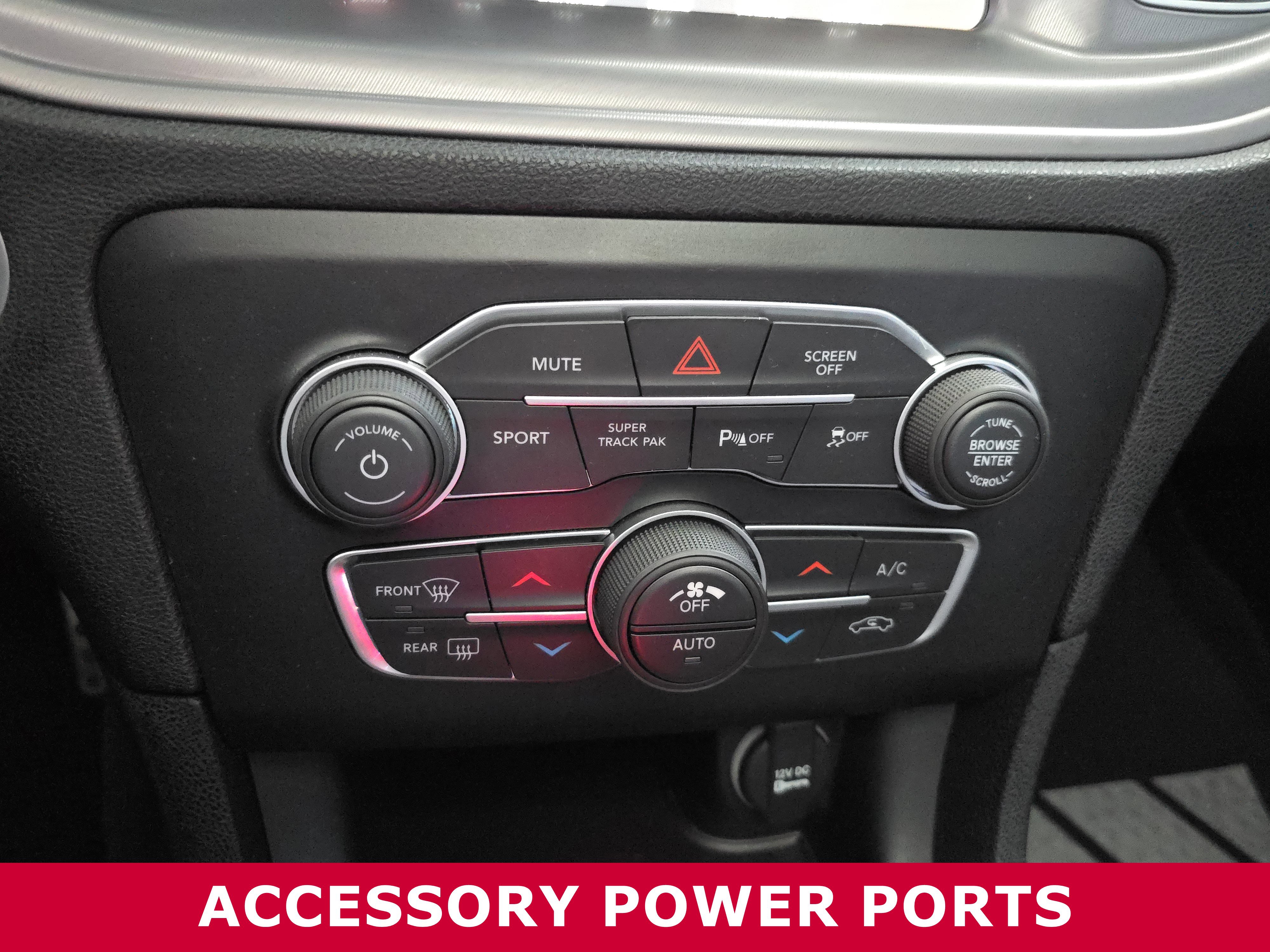 Used 2023 Dodge Charger R/T w/ Cold Weather Package image 18