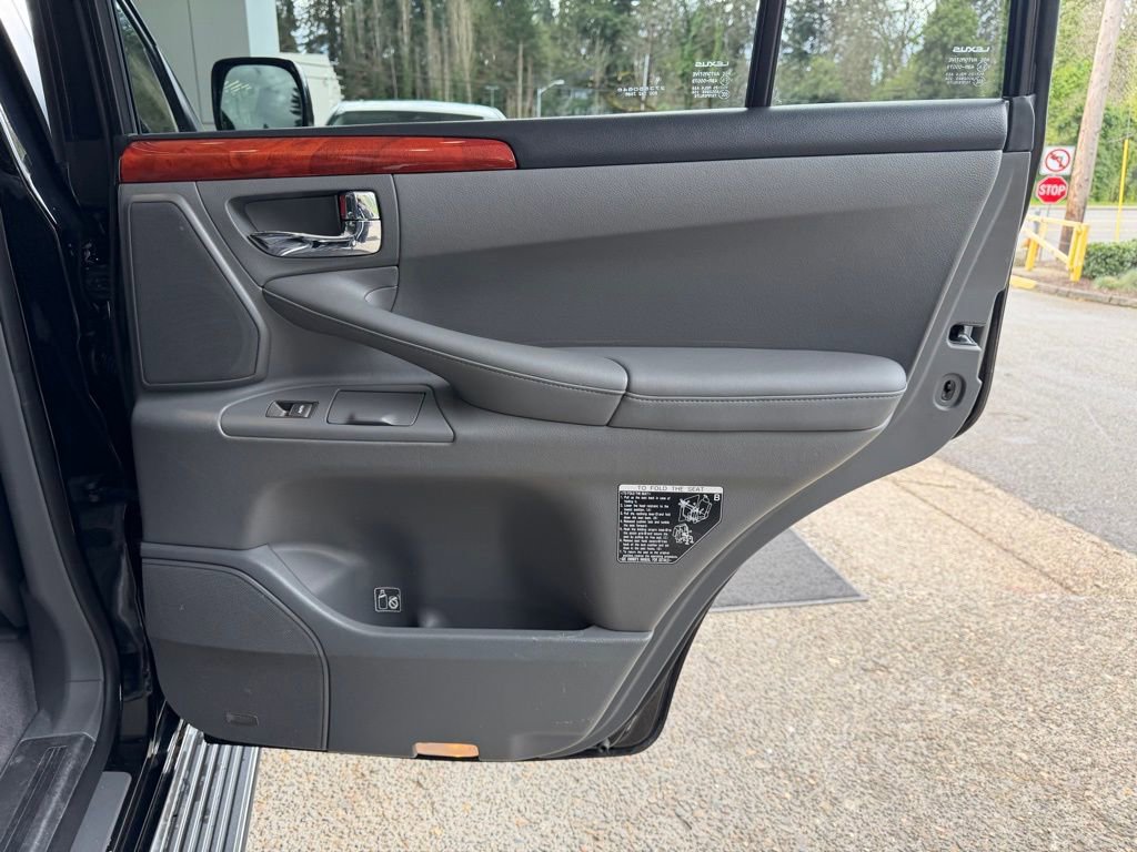 Used 2008 Lexus LX 570 4WD image 31