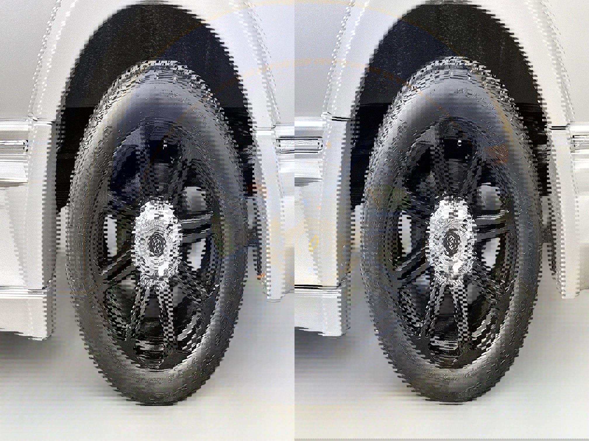 Used 2016 Chevrolet Express 2500 image 32