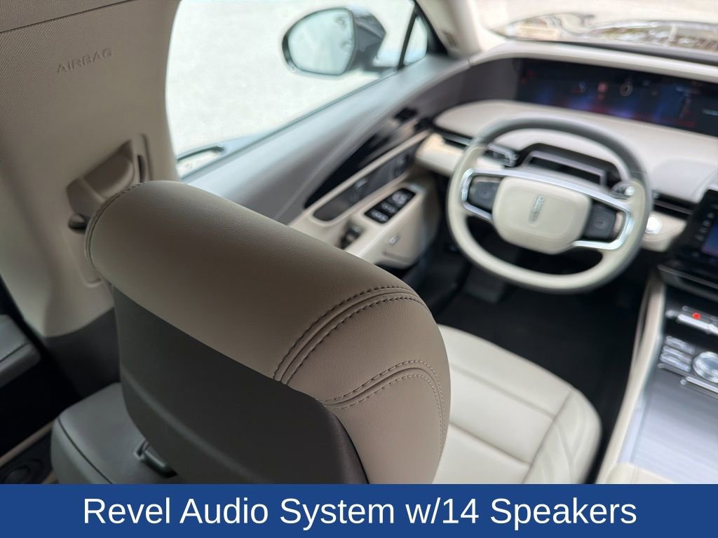 Used 2024 Lincoln Nautilus Premier w/ Equipment Group 102A AWD/4WD image 17