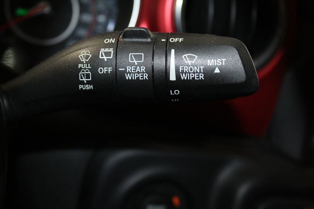 Used 2021 Jeep Wrangler Unlimited Rubicon image 30