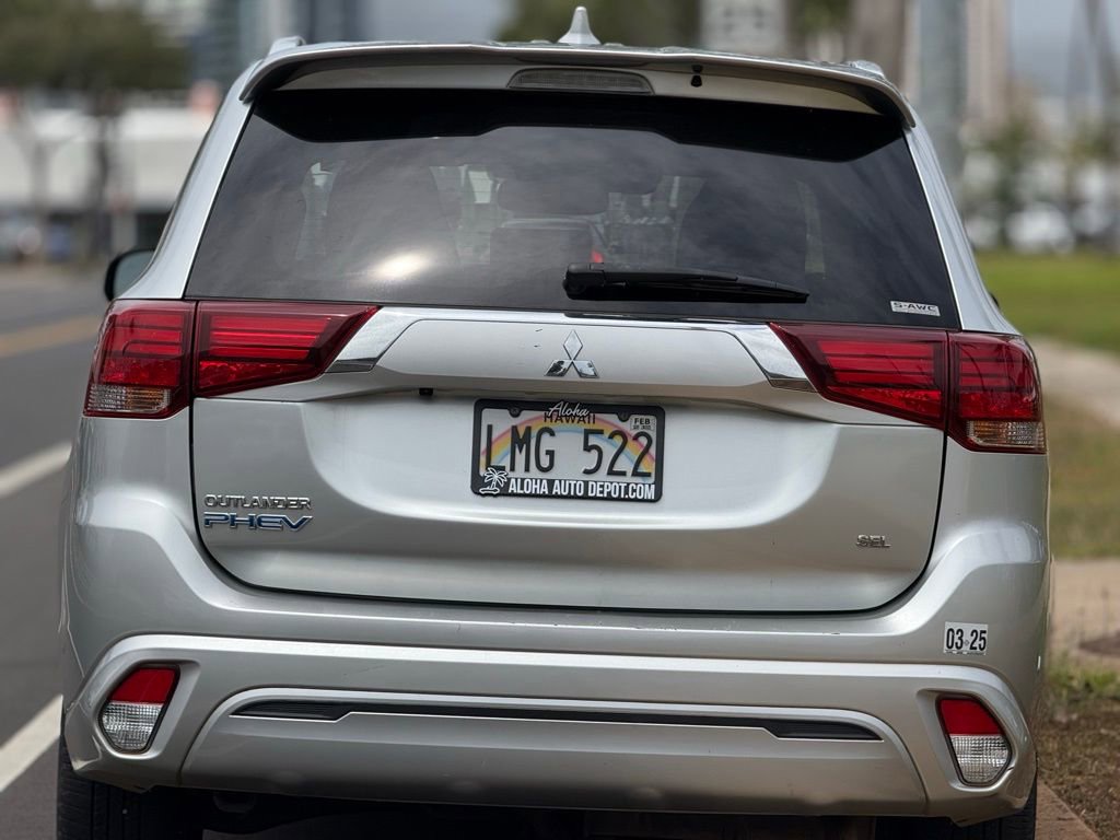 Used 2022 Mitsubishi Outlander GT image 4