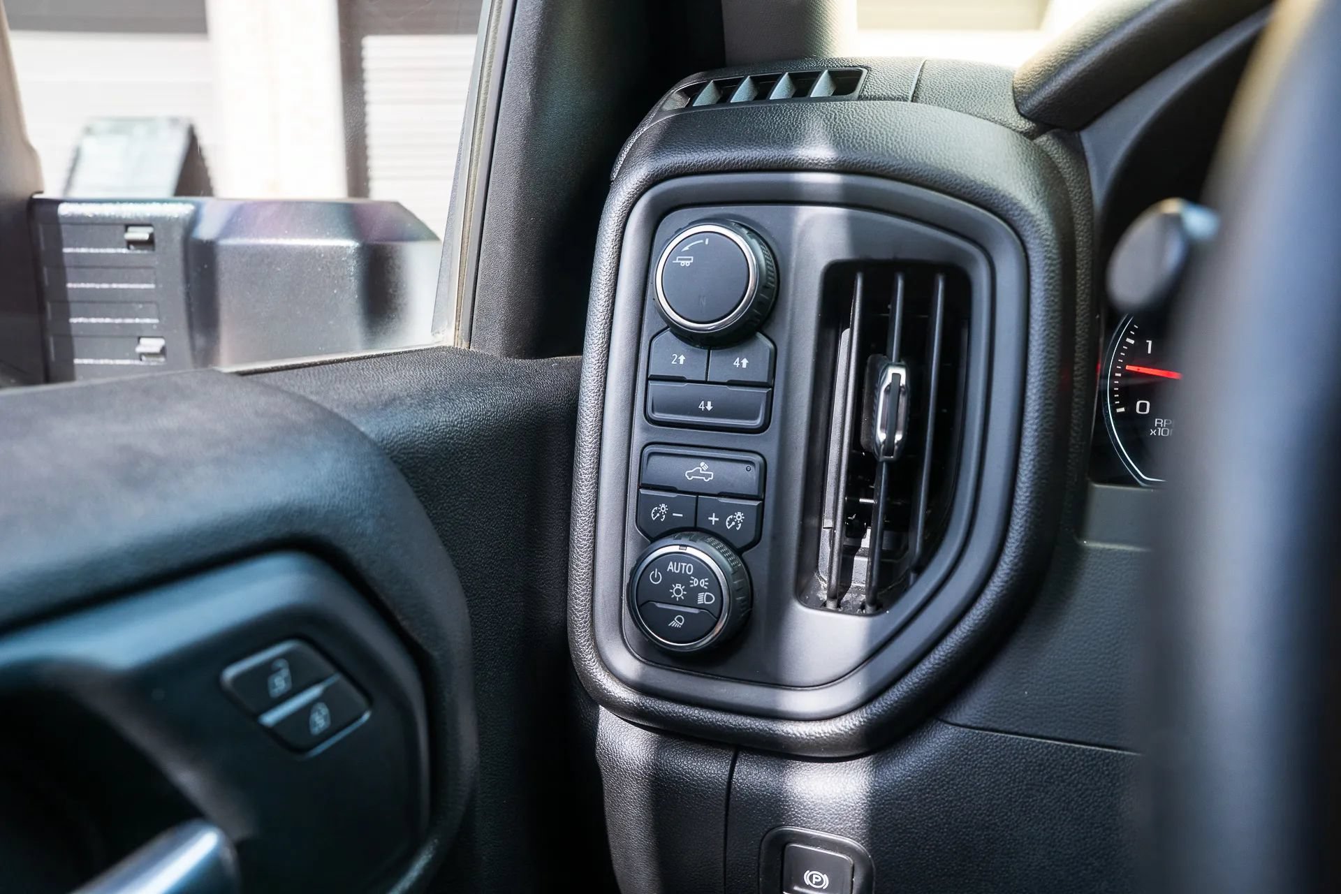 Used 2020 Chevrolet Silverado 3500 W/T w/ WT Convenience Package AWD/4WD image 26