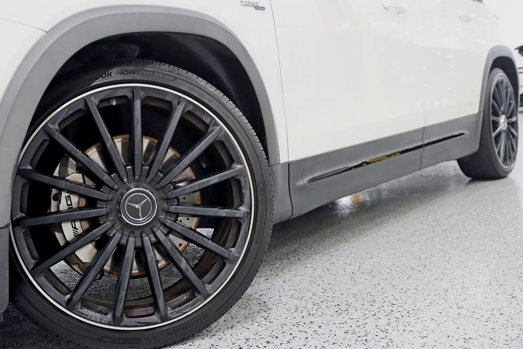 Used 2022 Mercedes-Benz GLB 35 AMG 4MATIC image 4