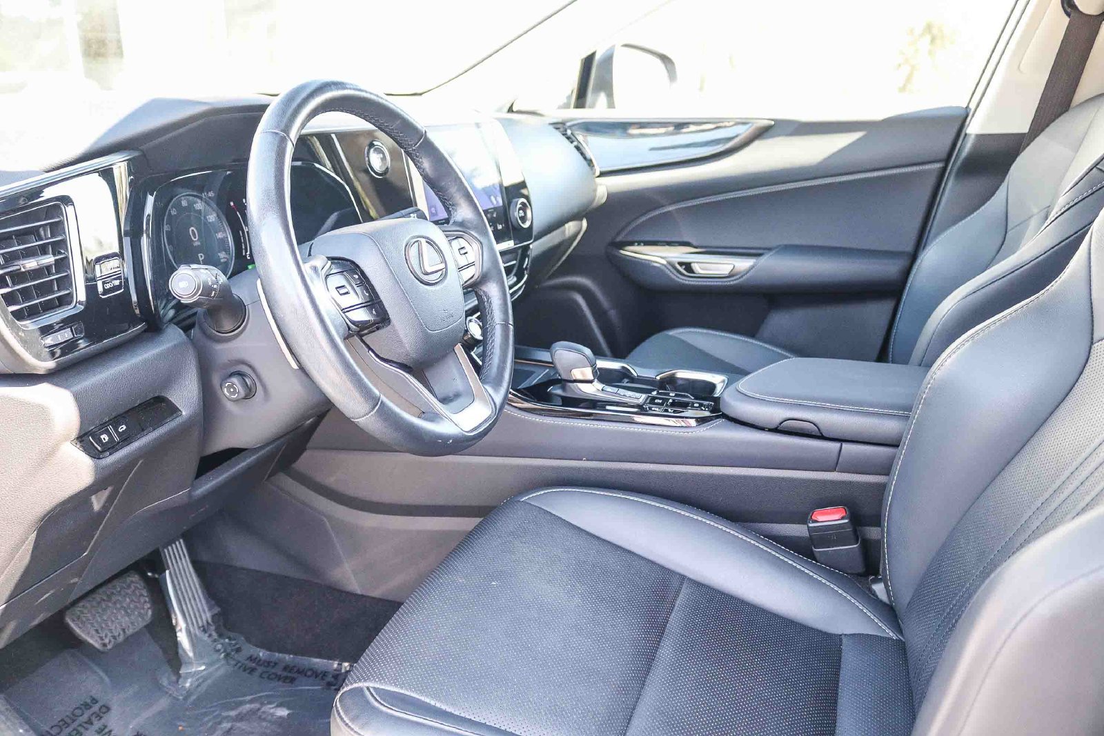 Used 2024 Lexus NX 350h AWD image 18