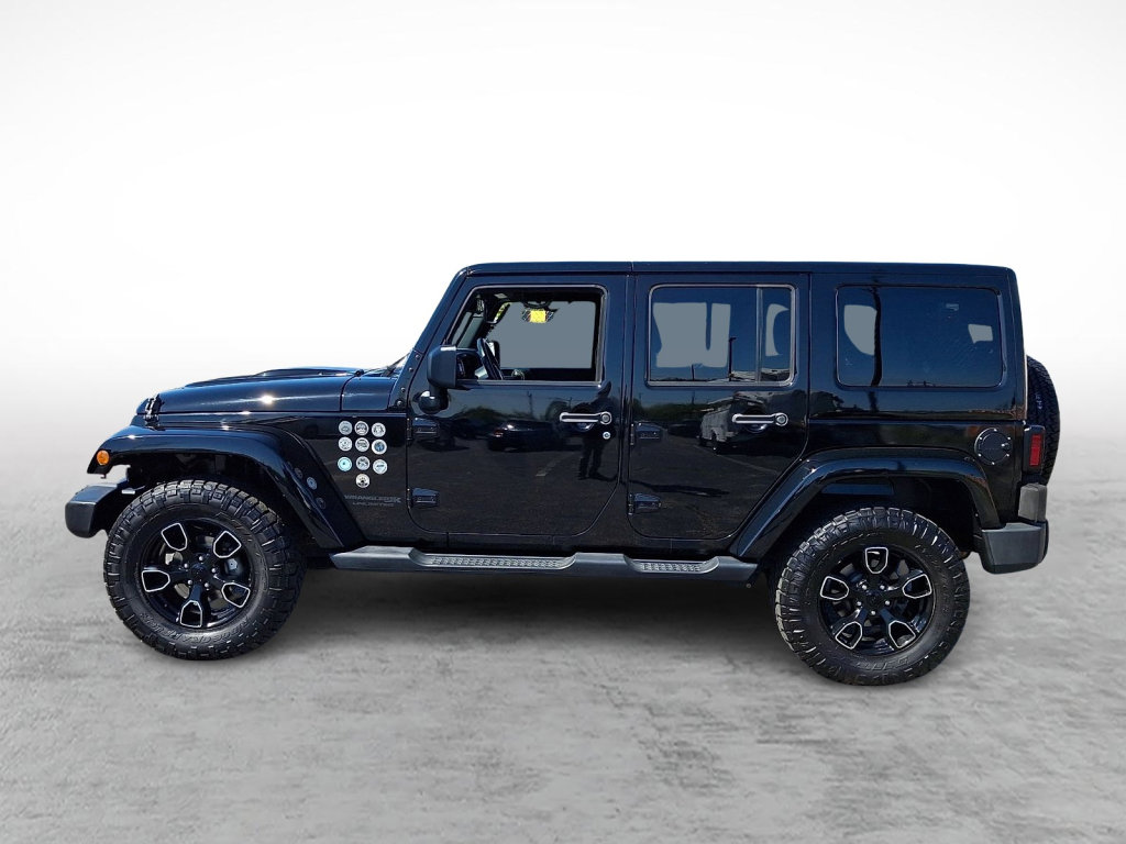 Used 2018 Jeep Wrangler Unlimited Sahara AWD/4WD image 2