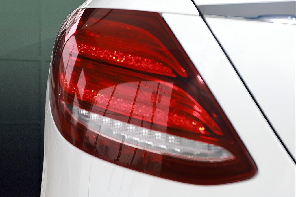 Used 2020 Mercedes-Benz E 63 AMG S image 28