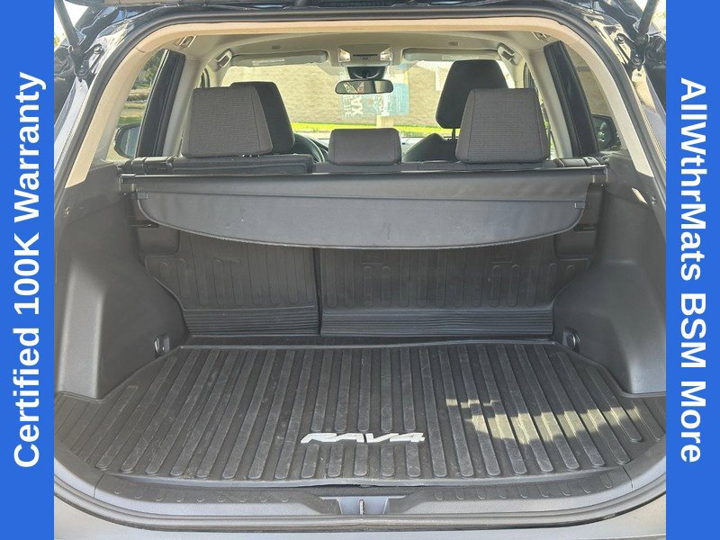 Used 2025 Toyota RAV4 LE FWD image 4