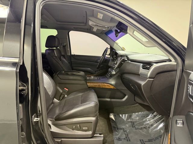 Used 2015 Chevrolet Suburban LTZ image 32