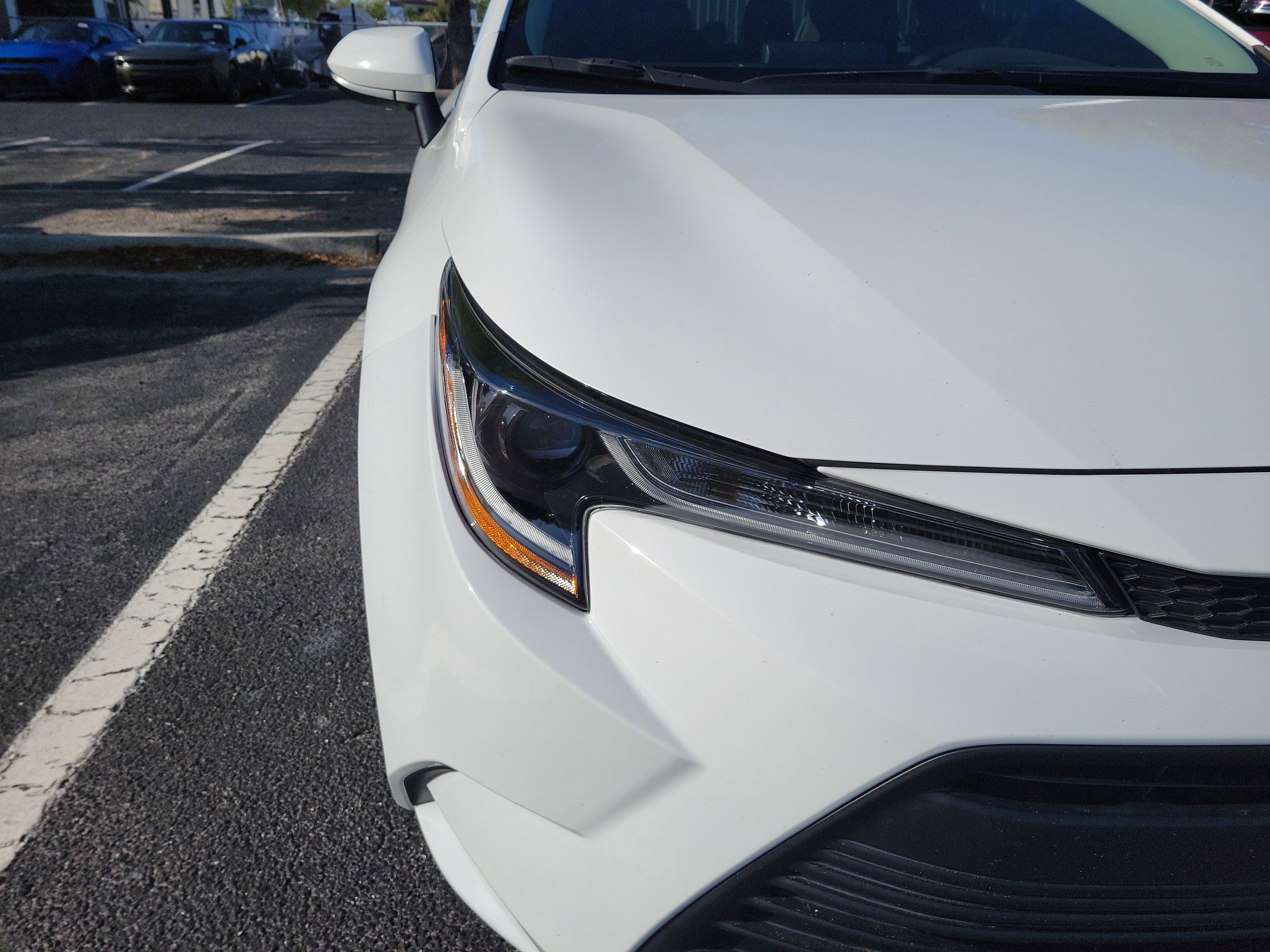 Used 2023 Toyota Corolla LE FWD image 7