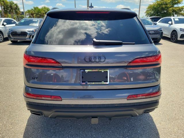 Used 2025 Audi Q7 3.0T Premium Plus w/ Premium Plus Package AWD/4WD image 6