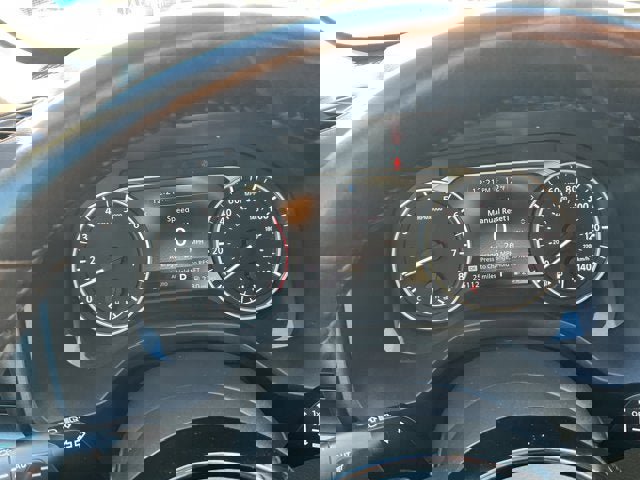 Used 2023 Nissan Rogue SV w/ SV Premium Package image 15