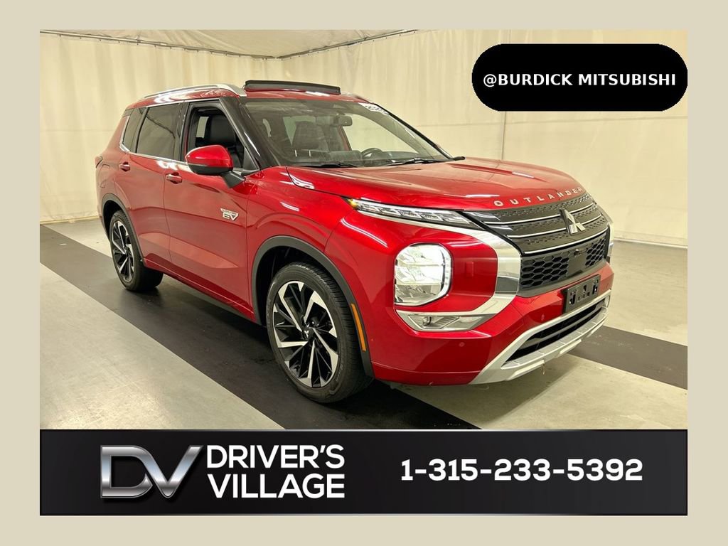 Used 2023 Mitsubishi Outlander SEL AWD/4WD image 1