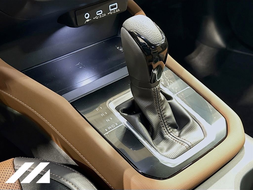 Used 2025 Subaru Forester Touring image 18