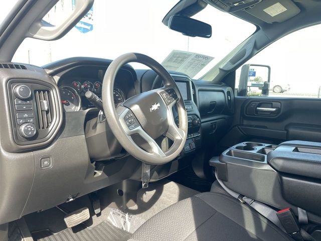 Used 2023 Chevrolet Silverado 2500 Custom w/ Custom Value Package image 10