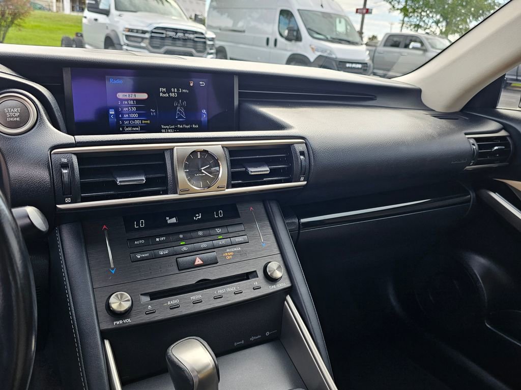 Used 2020 Lexus IS 300 image 27