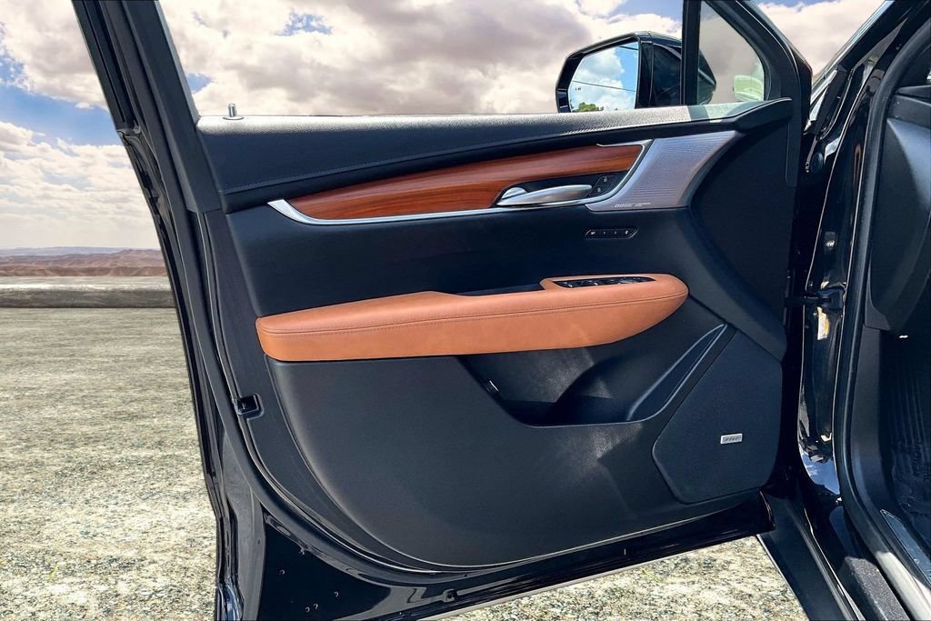 Certified 2023 Cadillac XT5 Premium Luxury AWD/4WD image 20