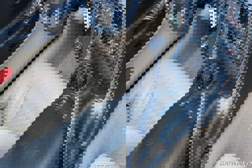 Used 2002 Chevrolet Corvette Convertible w/ Preferred Equipment Group2 image 40