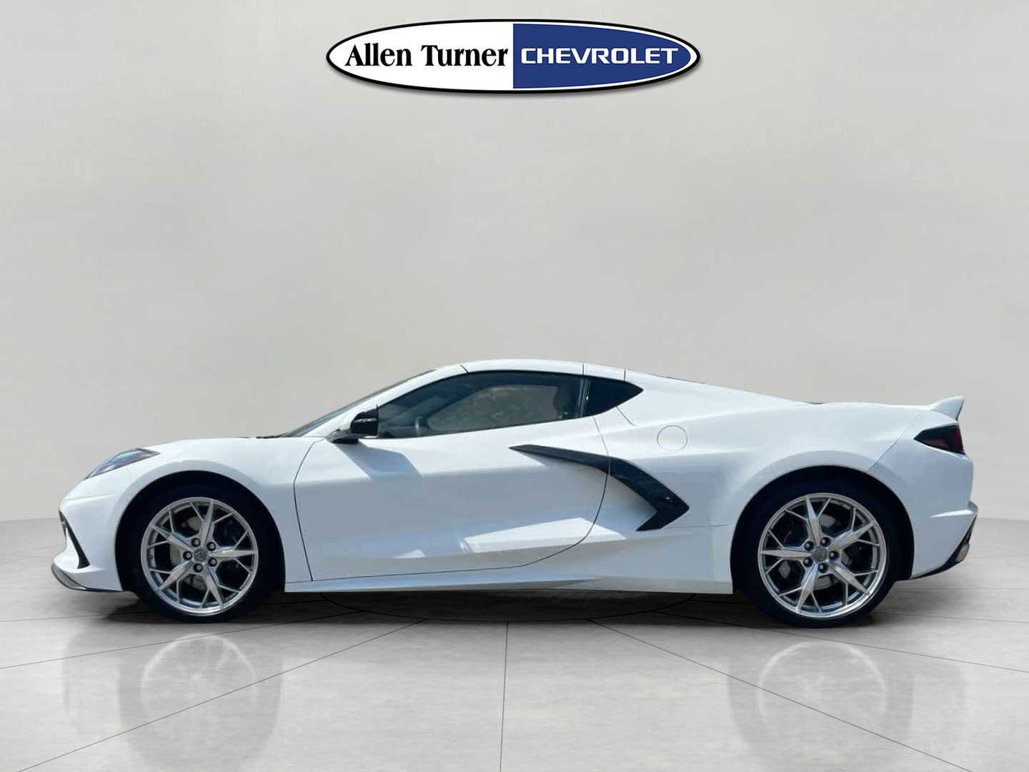 Used 2023 Chevrolet Corvette Stingray Premium Cpe w/ Z51 Performance Package image 6