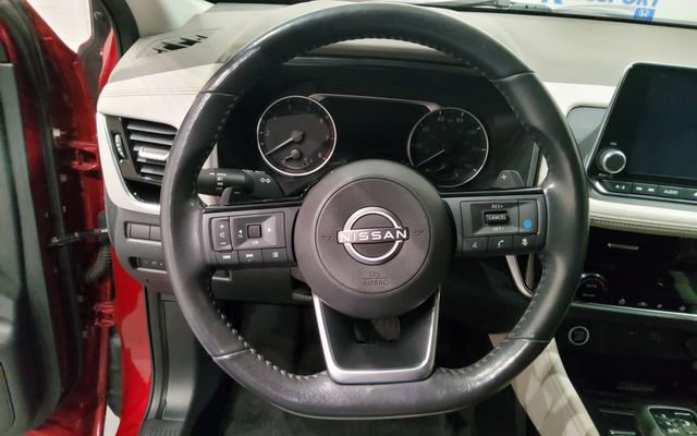 Used 2023 Nissan Rogue SL image 24