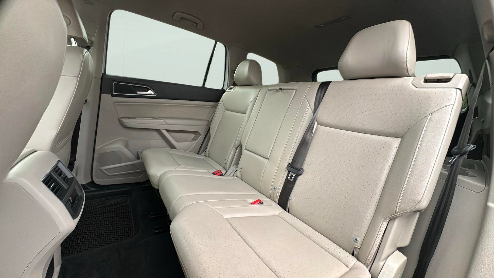 Used 2018 Volkswagen Atlas SE AWD/4WD image 25