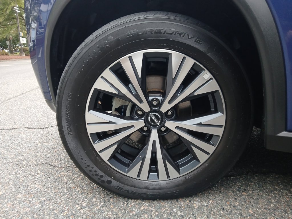 Used 2022 Nissan Rogue SV AWD/4WD image 26