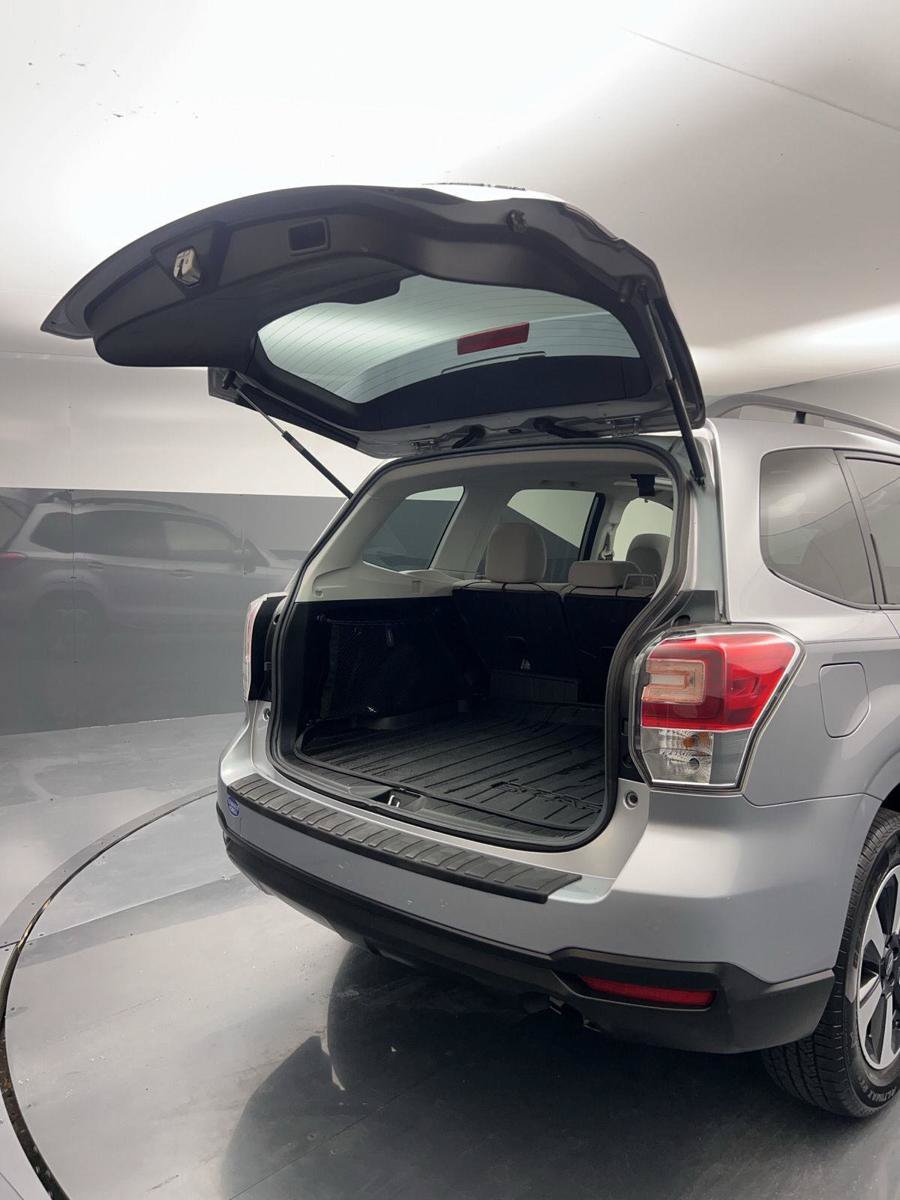 Used 2018 Subaru Forester 2.5i Premium AWD/4WD image 32
