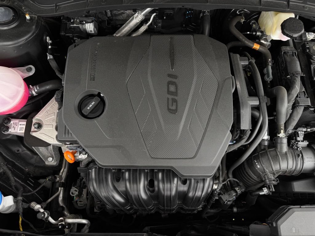 Certified 2025 Hyundai Tucson Limited FWD image 13