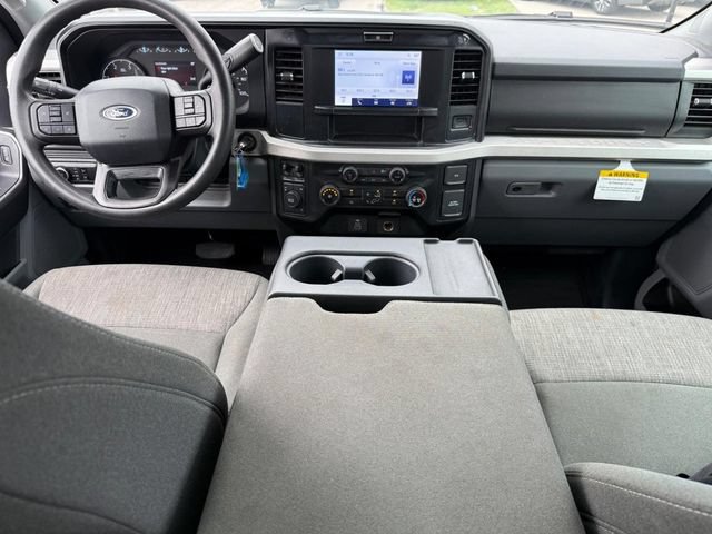 Used 2025 Ford F250 XLT AWD/4WD image 15