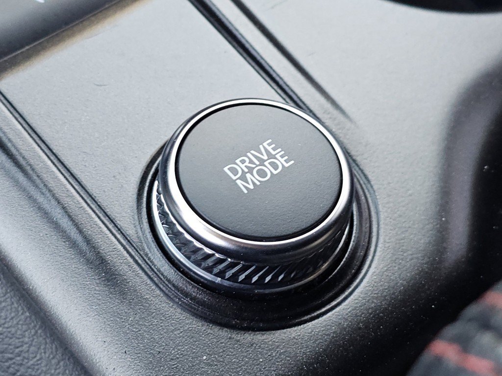 Used 2025 Ford Explorer ST-Line AWD/4WD image 9