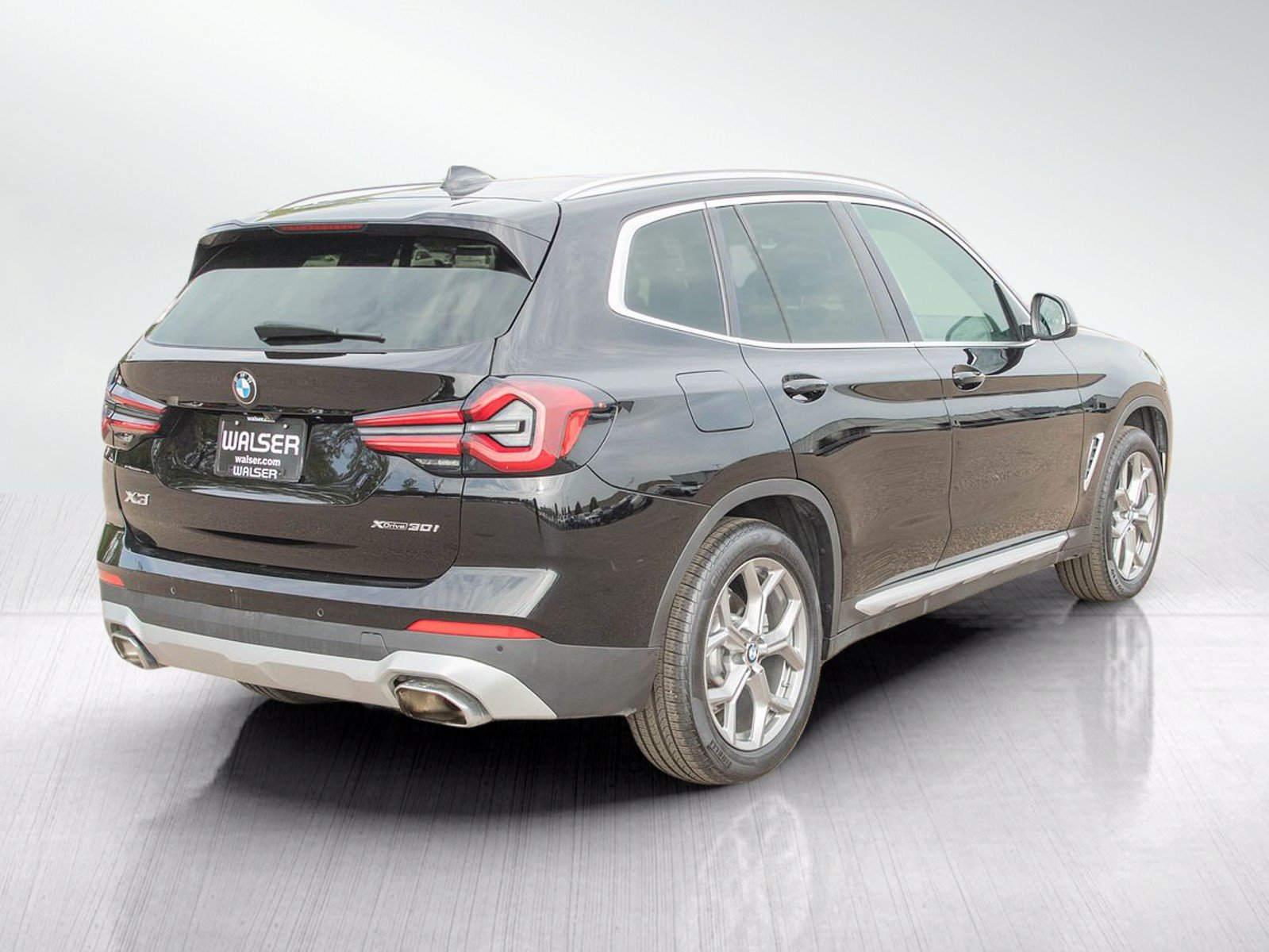 Used 2024 BMW X3 xDrive30i AWD/4WD image 5