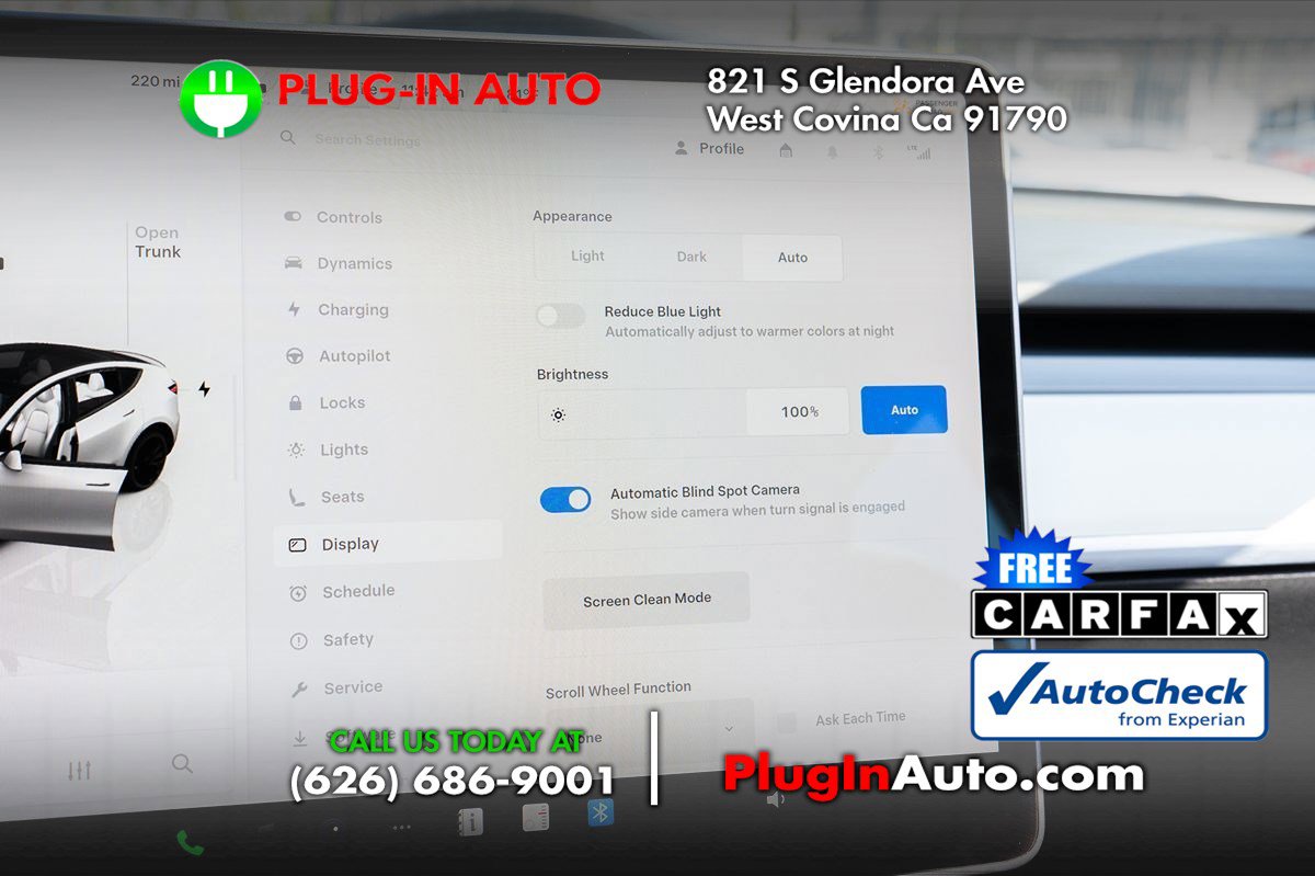 Used 2022 Tesla Model Y Performance image 28