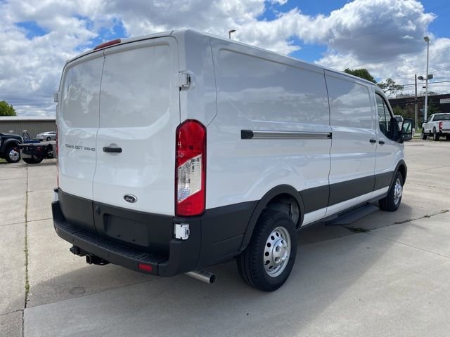 New 2025 Ford Transit 350 148 Low Roof RWD image 7